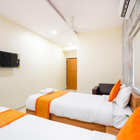 Iris At Nest Hotel Hyderabad Bagian luar foto