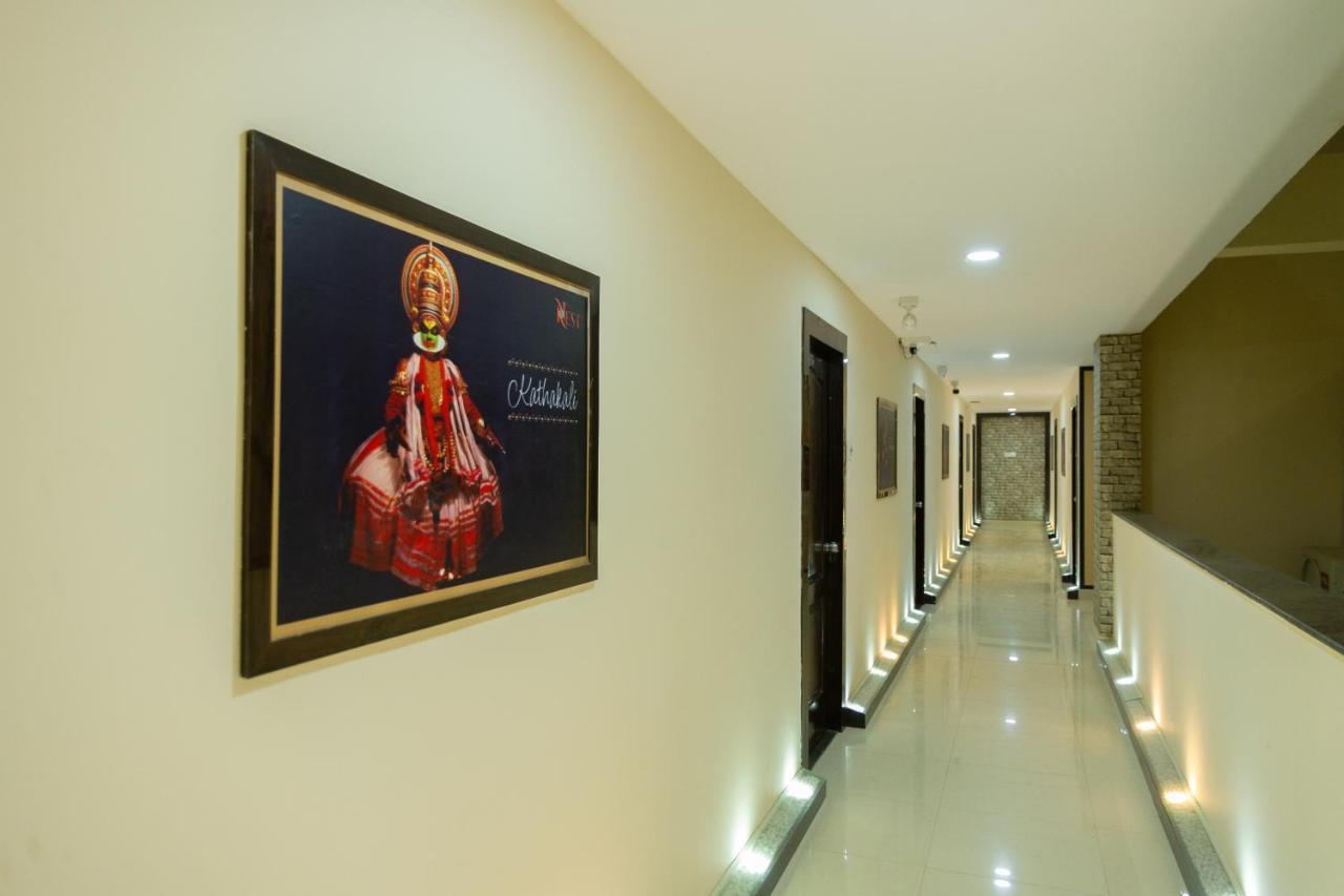 Iris At Nest Hotel Hyderabad Bagian luar foto