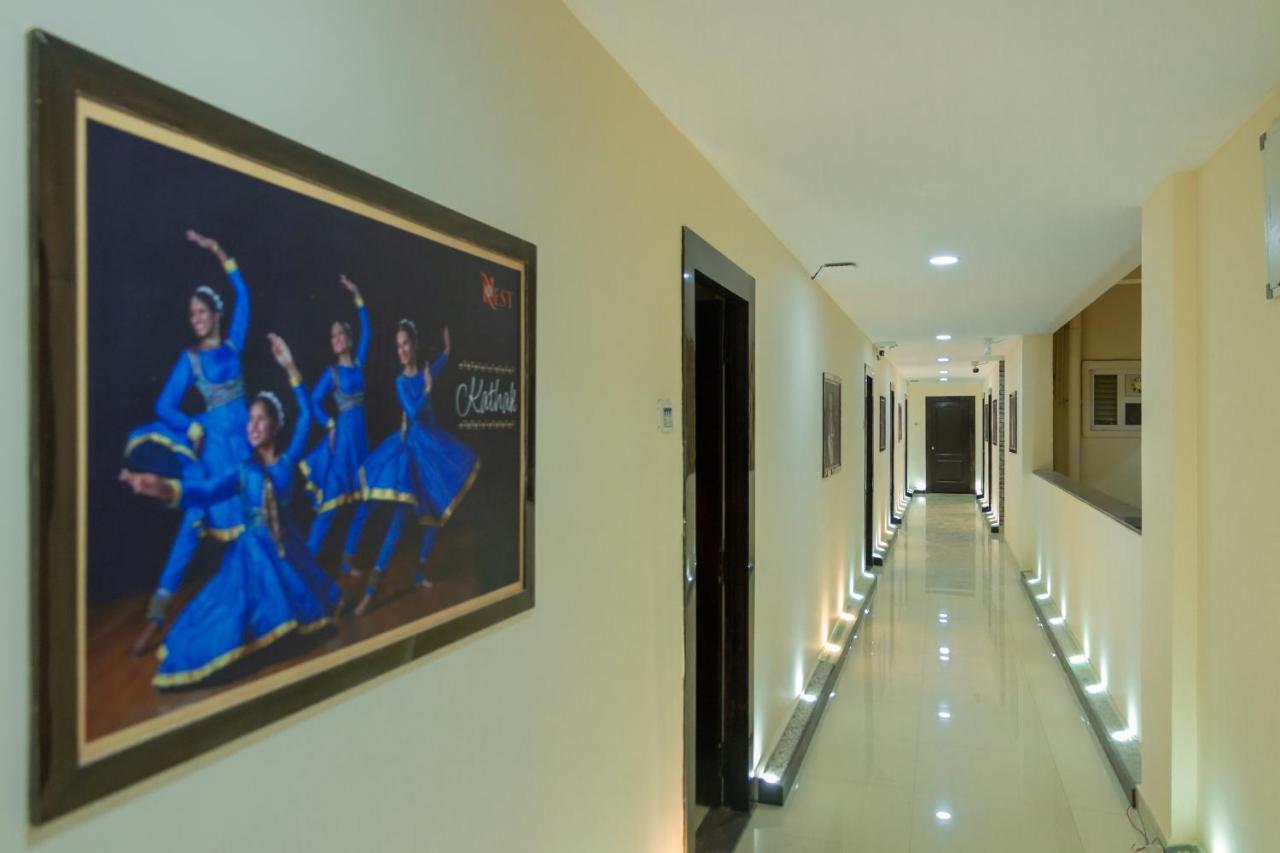 Iris At Nest Hotel Hyderabad Bagian luar foto