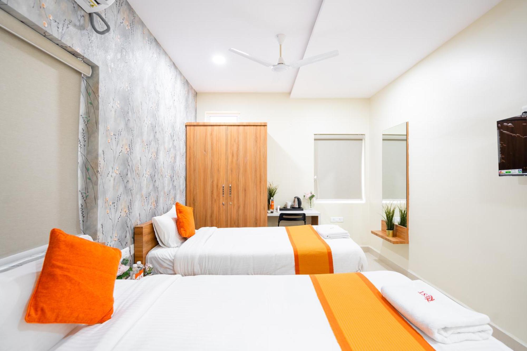 Iris At Nest Hotel Hyderabad Bagian luar foto